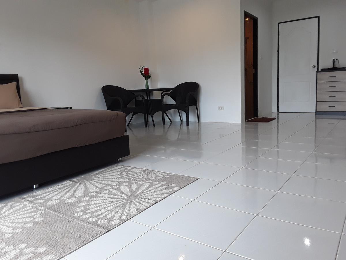 Saiyuan Guesthouse Rawai Værelse billede