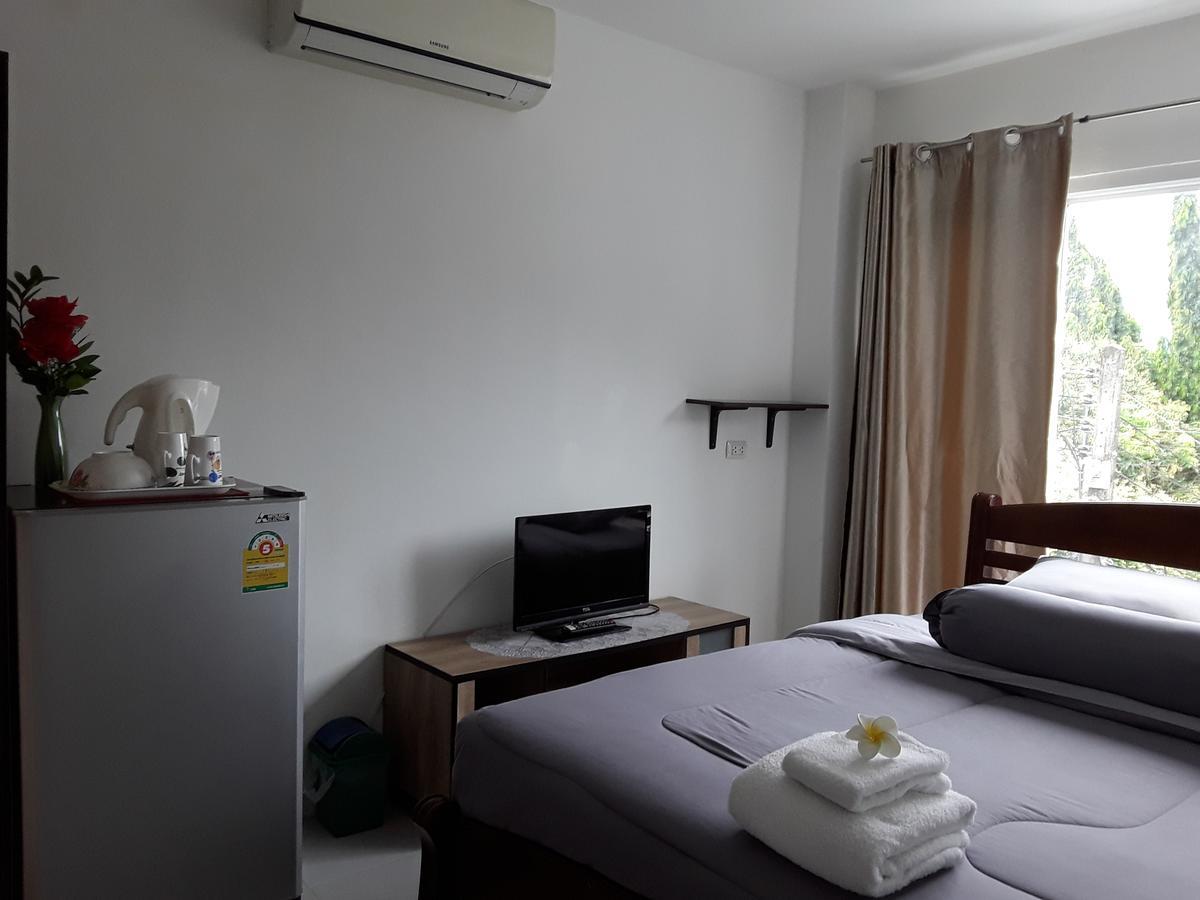 Saiyuan Guesthouse Rawai Værelse billede